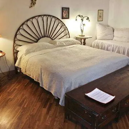 Couette-café Giardino Segreto 2*
