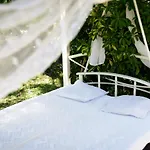 B&B Giardino Segreto - Via Foria 216 Ammezzato