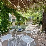 Giardino Segreto - Via Foria 216 Ammezzato B&B 4*