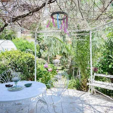 Giardino Segreto - Via Foria 216 Ammezzato 아파트