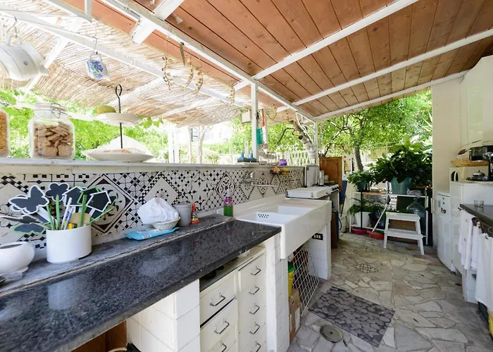 Giardino Segreto - Via Foria 216 Ammezzato