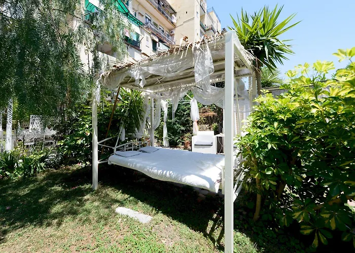 Bed & Breakfast Giardino Segreto - Via Foria 216 Ammezzato