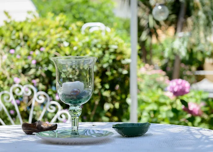 Giardino Segreto - Via Foria 216 Ammezzato 3* Neapel