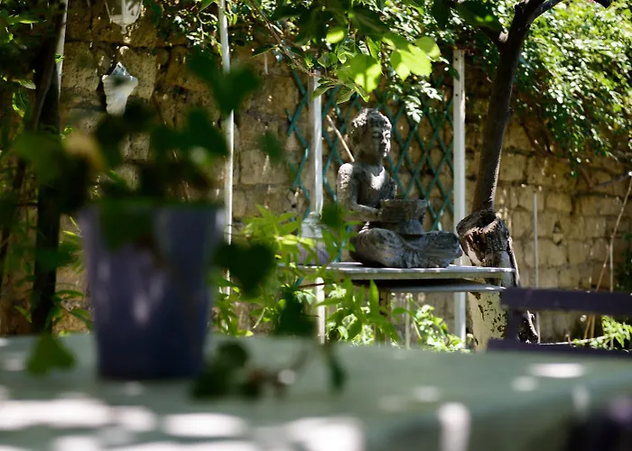 Bed & Breakfast Giardino Segreto - Via Foria 216 Ammezzato