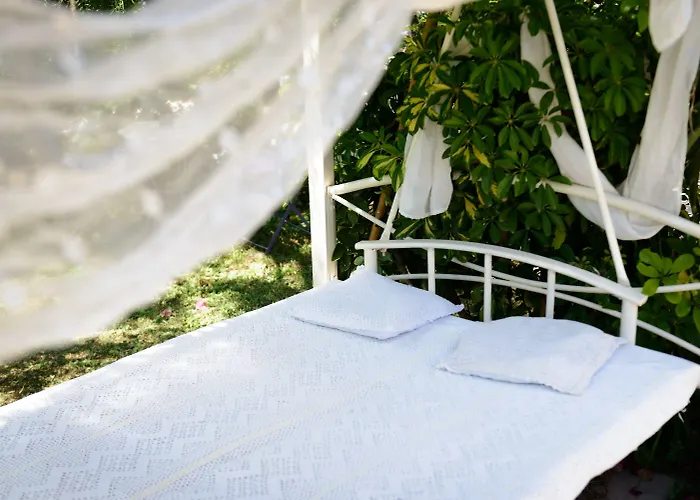 Bed & Breakfast Giardino Segreto - Via Foria 216 Ammezzato Neapel