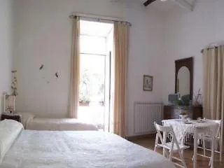 Giardino Segreto - Via Foria 216 Ammezzato